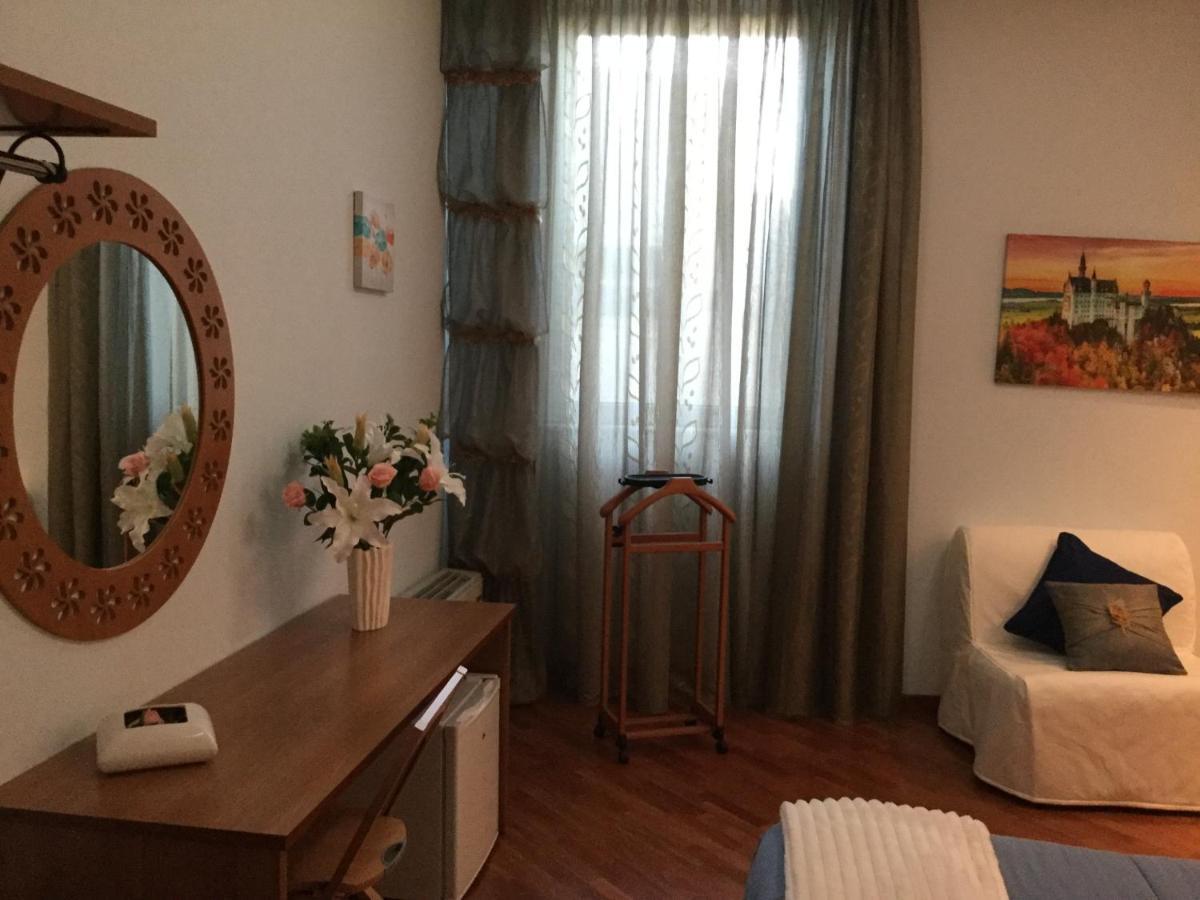 B&B La Favola Castellana Grotte Buitenkant foto